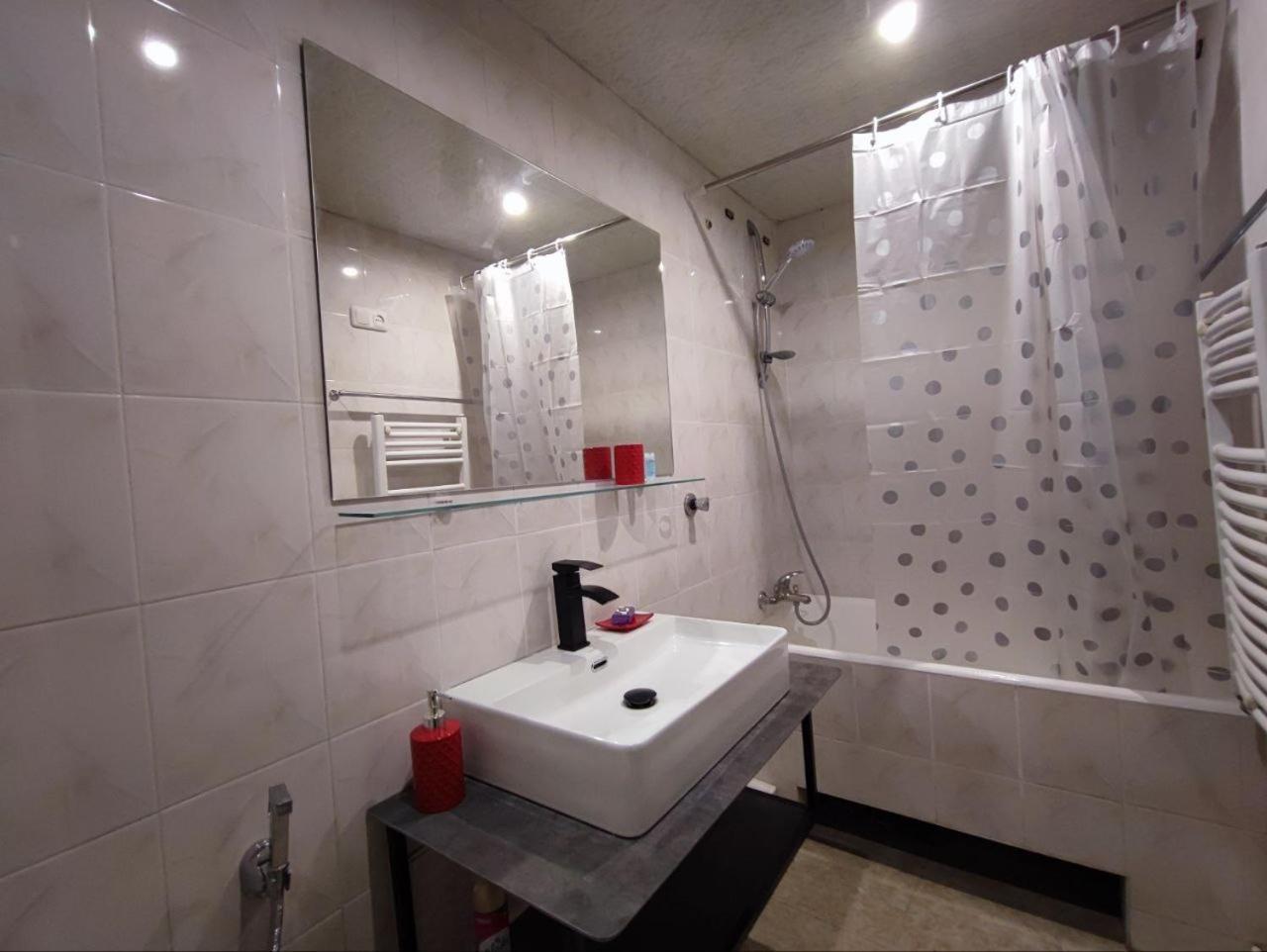 Apartments On Sayat-Nova 14 เยเรวาน ภายนอก รูปภาพ