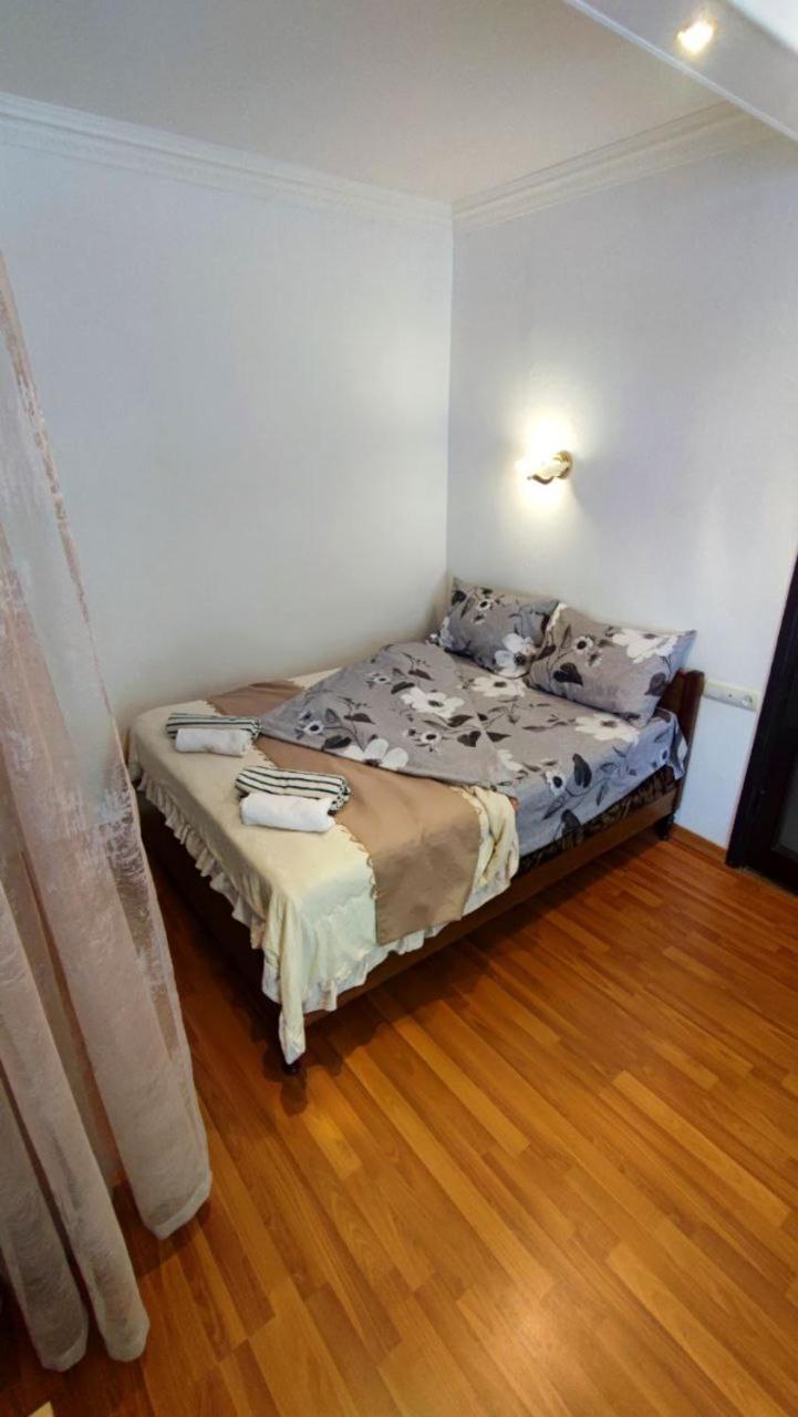 Apartments On Sayat-Nova 14 เยเรวาน ภายนอก รูปภาพ